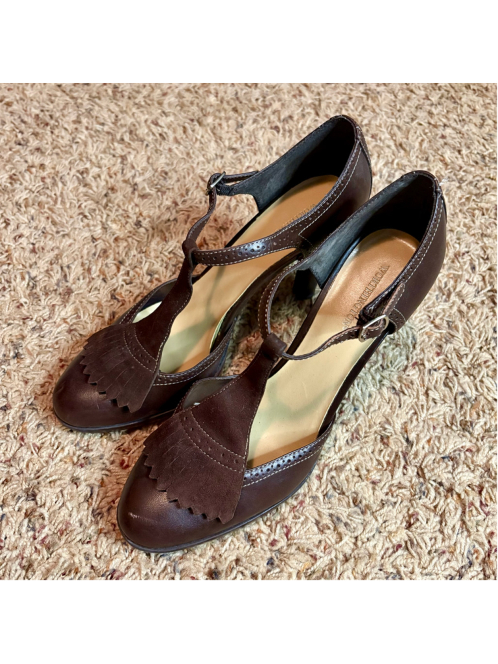 Vintage 80s Worthington brown t-strap heels